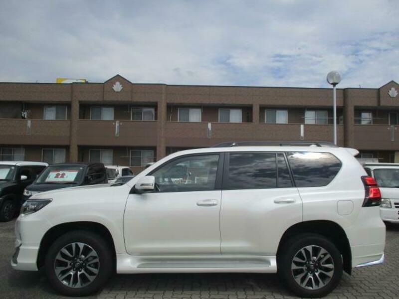 LAND CRUISER PRADO-5