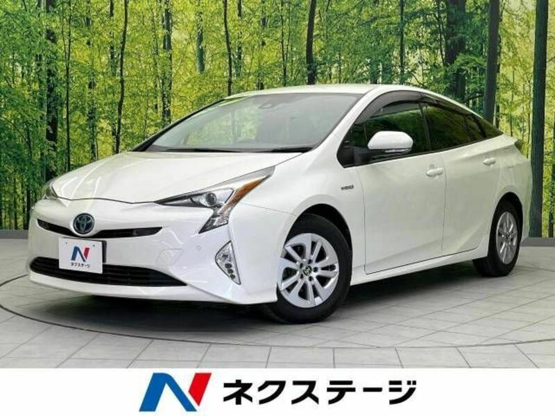 TOYOTA　PRIUS