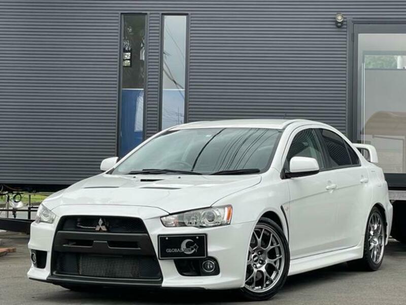 MITSUBISHI　LANCER