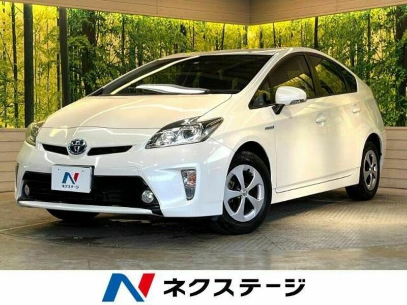 TOYOTA　PRIUS