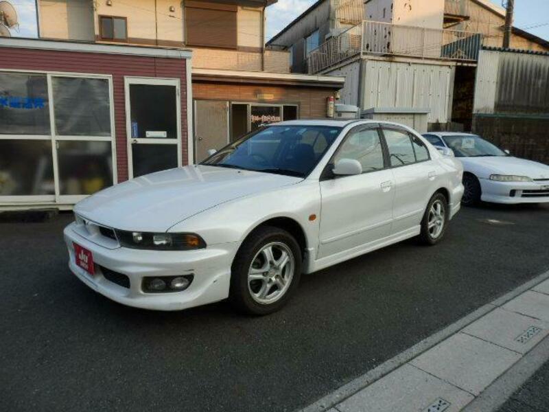 MITSUBISHI　GALANT