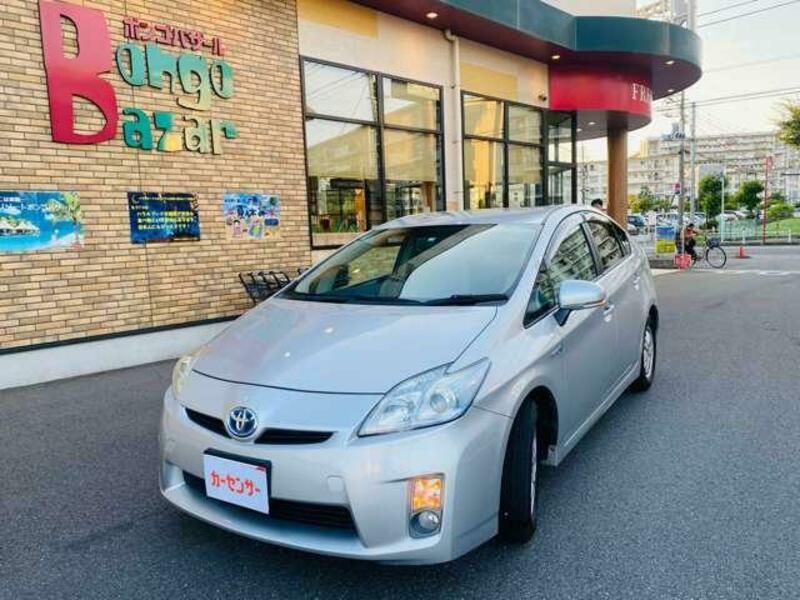 PRIUS-12