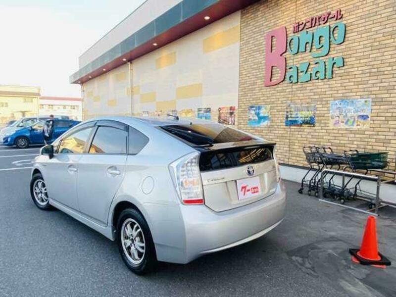 PRIUS-14