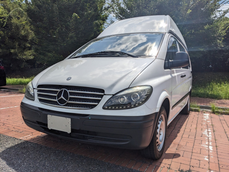 MERCEDES-BENZ　VIANO