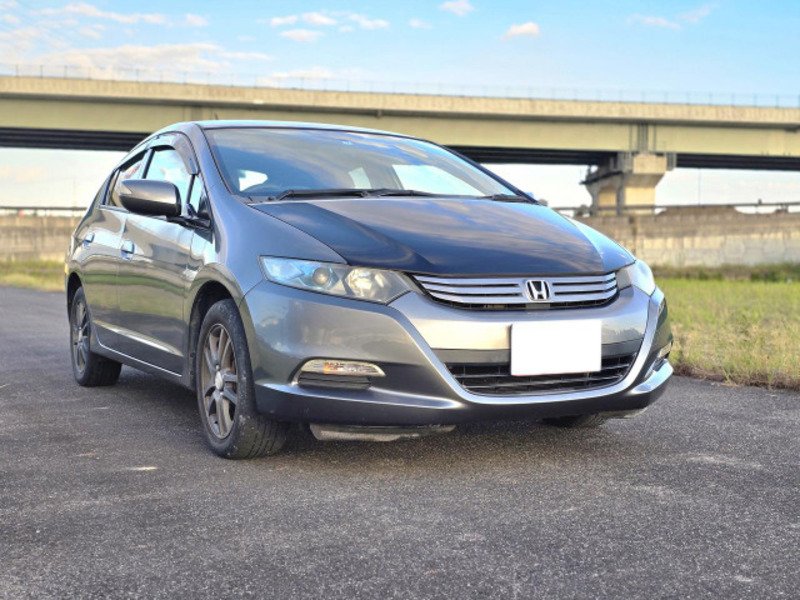 HONDA　INSIGHT