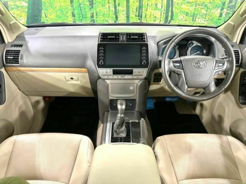 LAND CRUISER PRADO-1