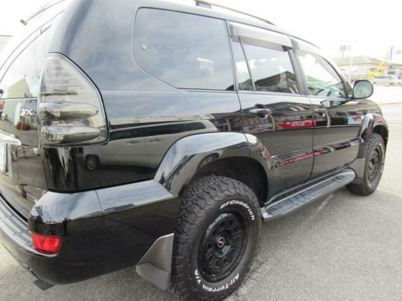 LAND CRUISER PRADO-3