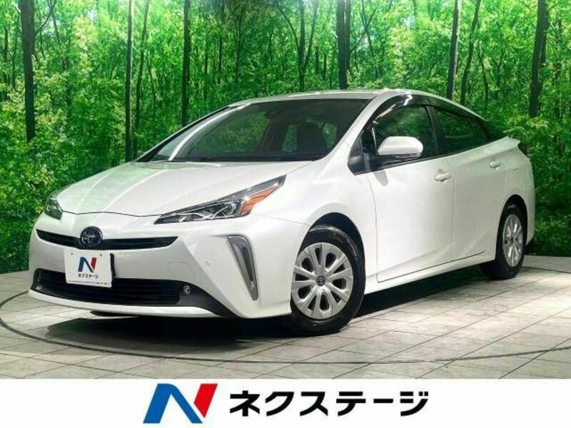 TOYOTA　PRIUS