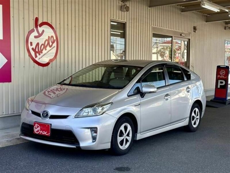 TOYOTA　PRIUS