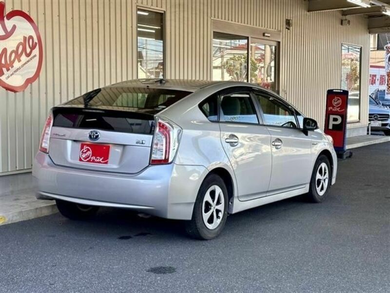 PRIUS-3