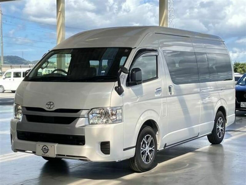 HIACE COMMUTER-0