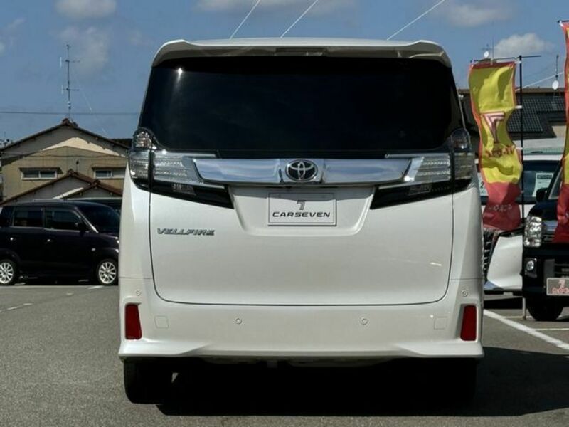 VELLFIRE-6