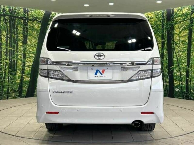 VELLFIRE-16