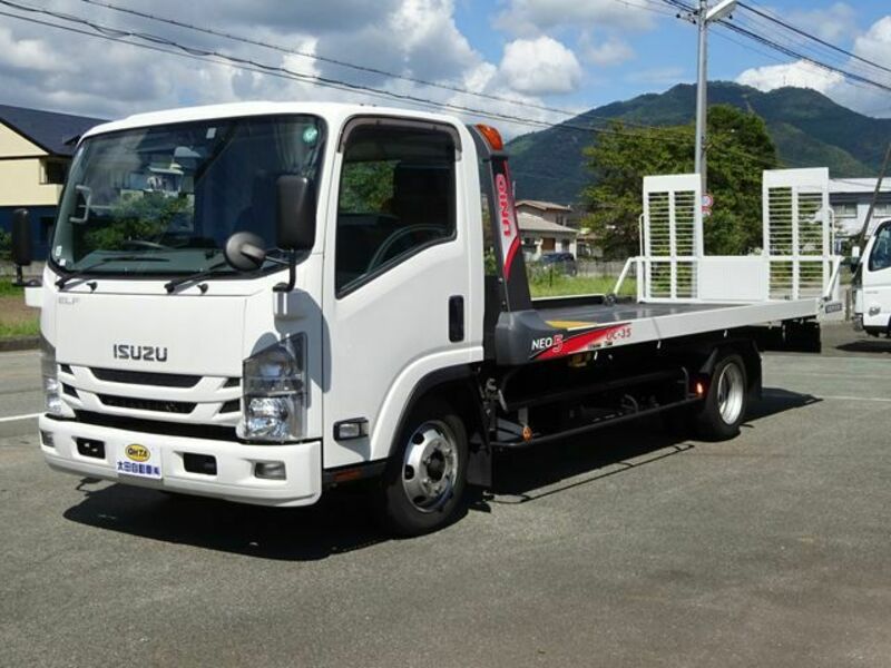 ISUZU　ELF