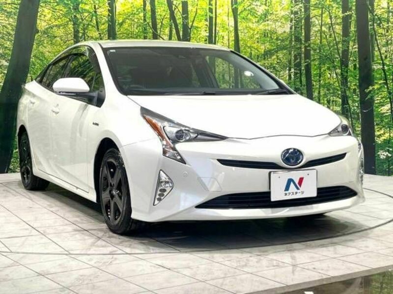 PRIUS-16