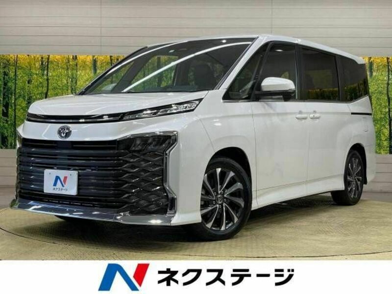 TOYOTA　VOXY