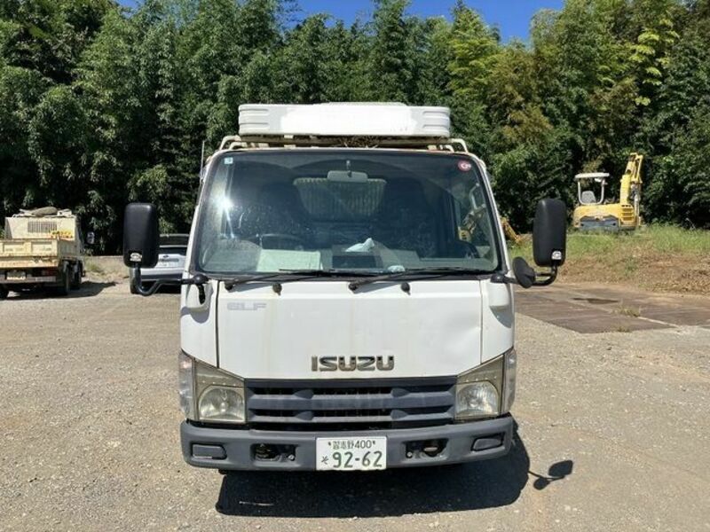 ISUZU　ELF