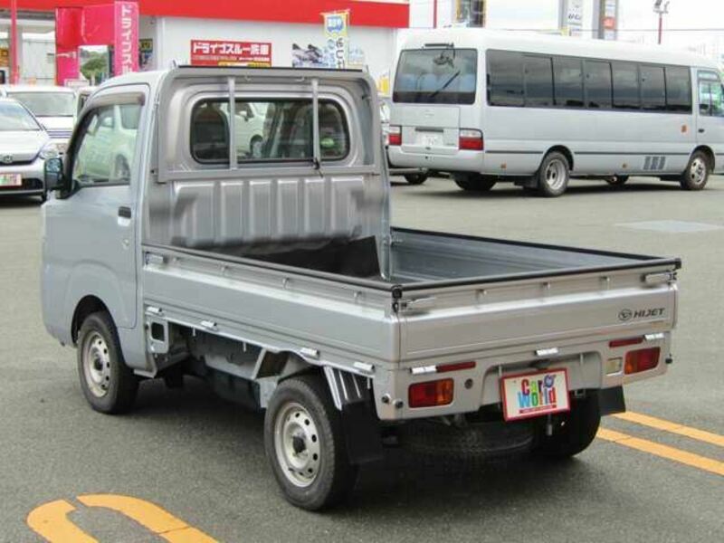 HIJET TRUCK-2