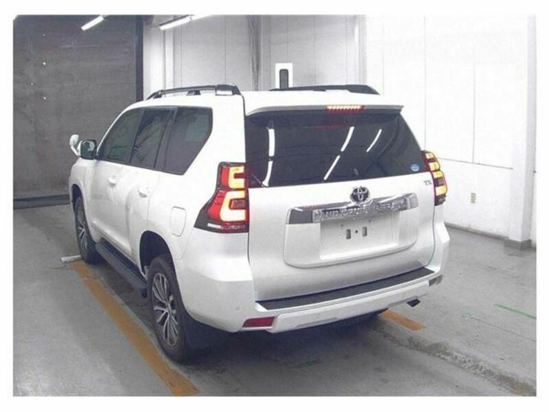 LAND CRUISER PRADO-2