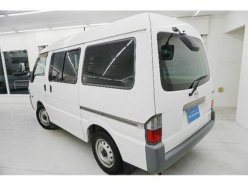 BONGO VAN-11