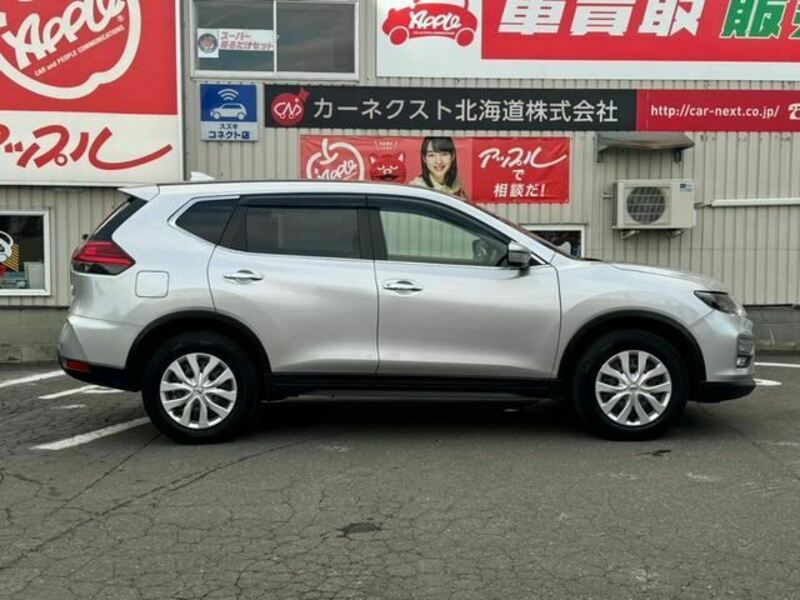 X-TRAIL-19