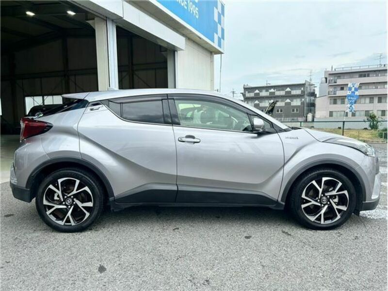 C-HR-4