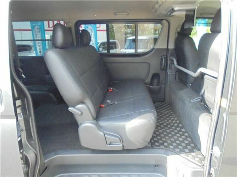 HIACE VAN-32