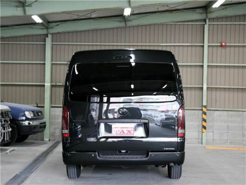 HIACE VAN-23