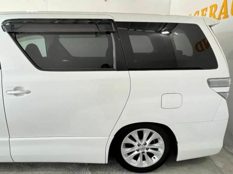 VELLFIRE-5