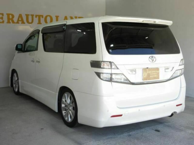 VELLFIRE-6