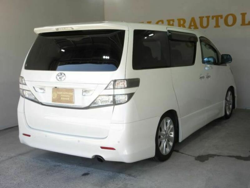 VELLFIRE-8