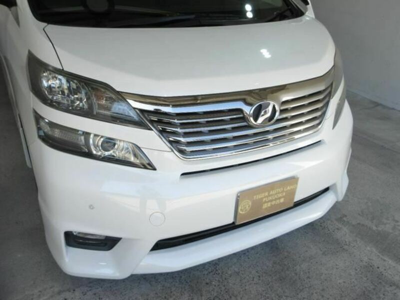 VELLFIRE-21