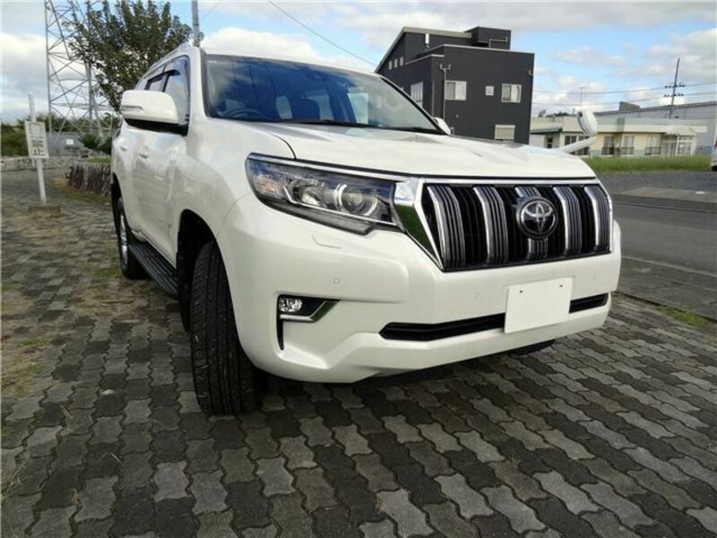 LAND CRUISER PRADO-9