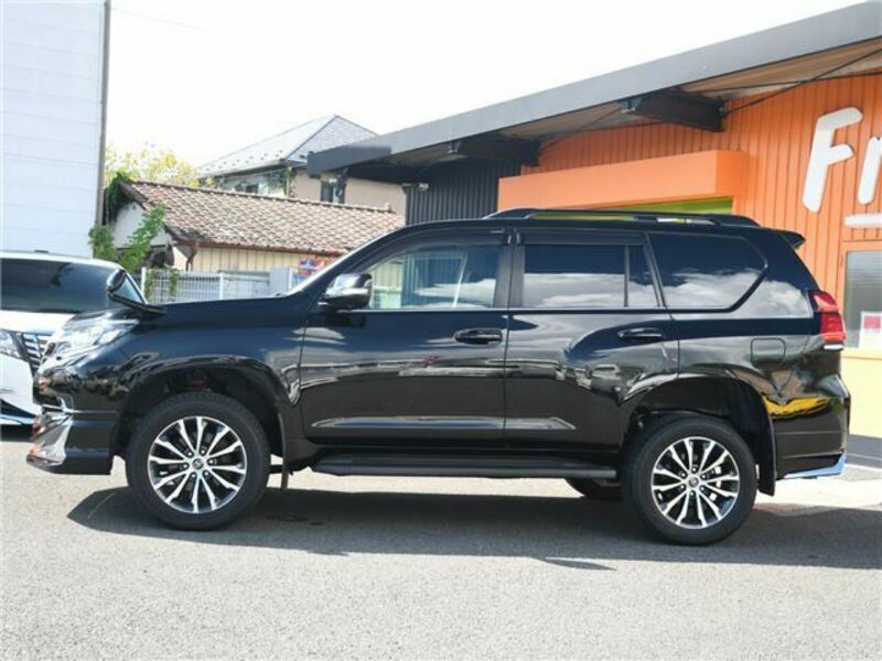 LAND CRUISER PRADO-4