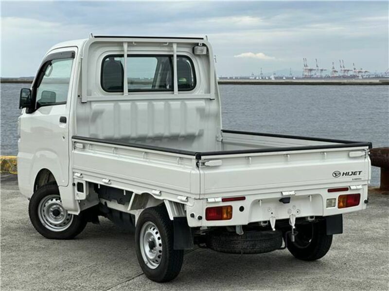 HIJET TRUCK-1