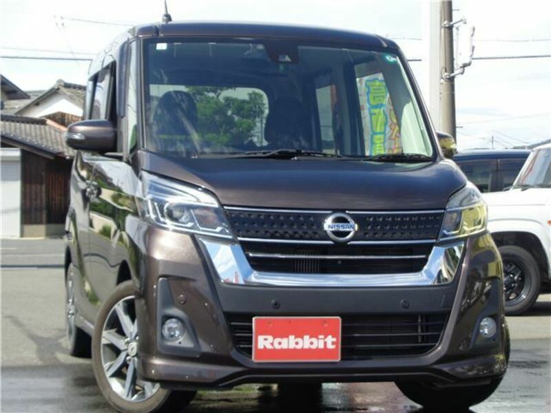 NISSAN　DAYZ ROOX