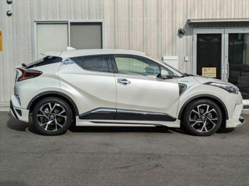 C-HR-14