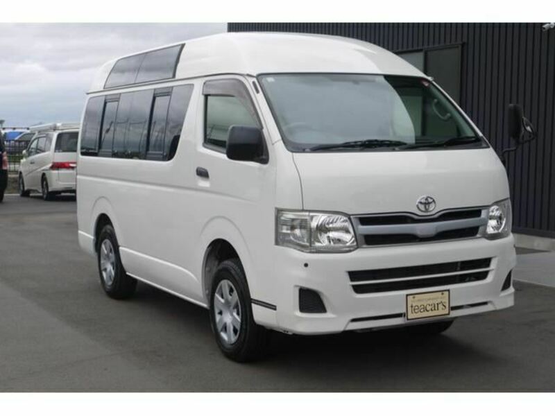 HIACE VAN-7