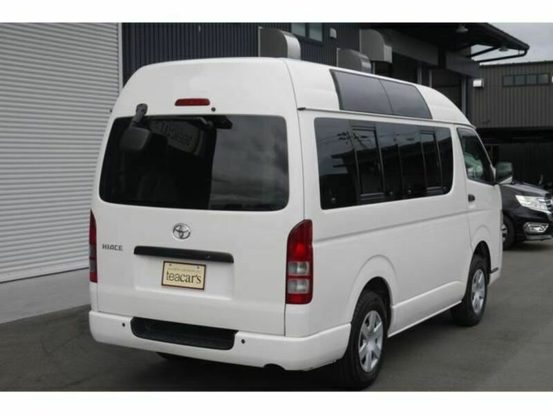 HIACE VAN-9