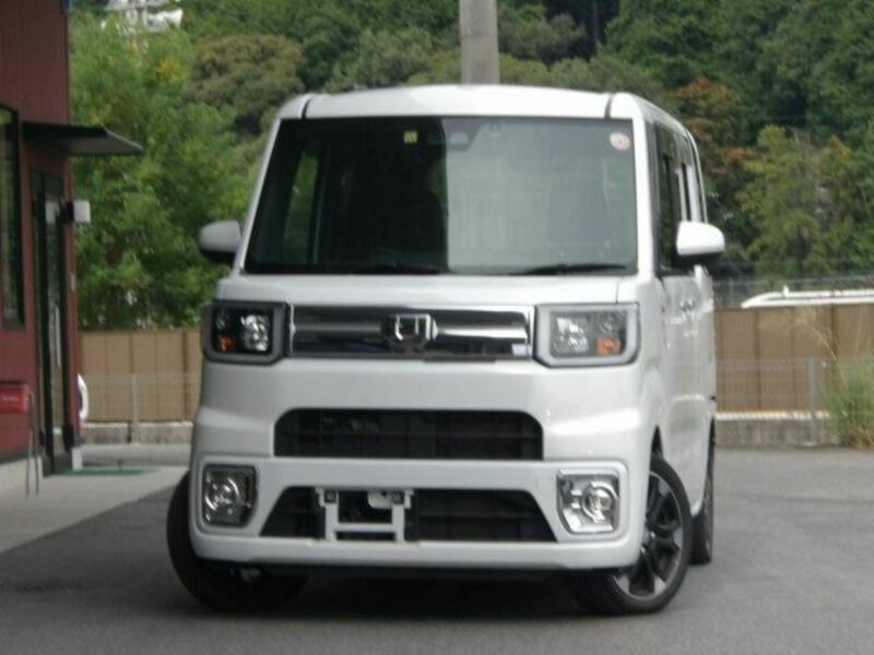 DAIHATSU　WAKE