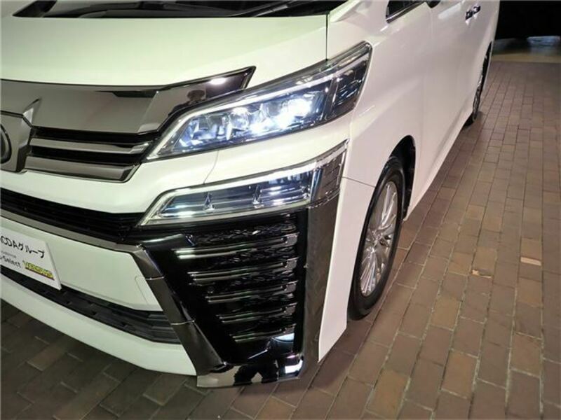 VELLFIRE-6