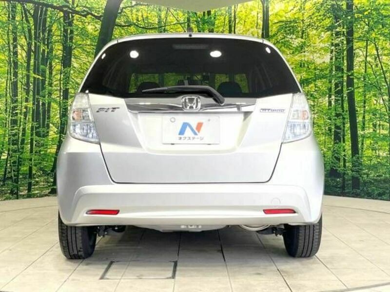 FIT HYBRID-15