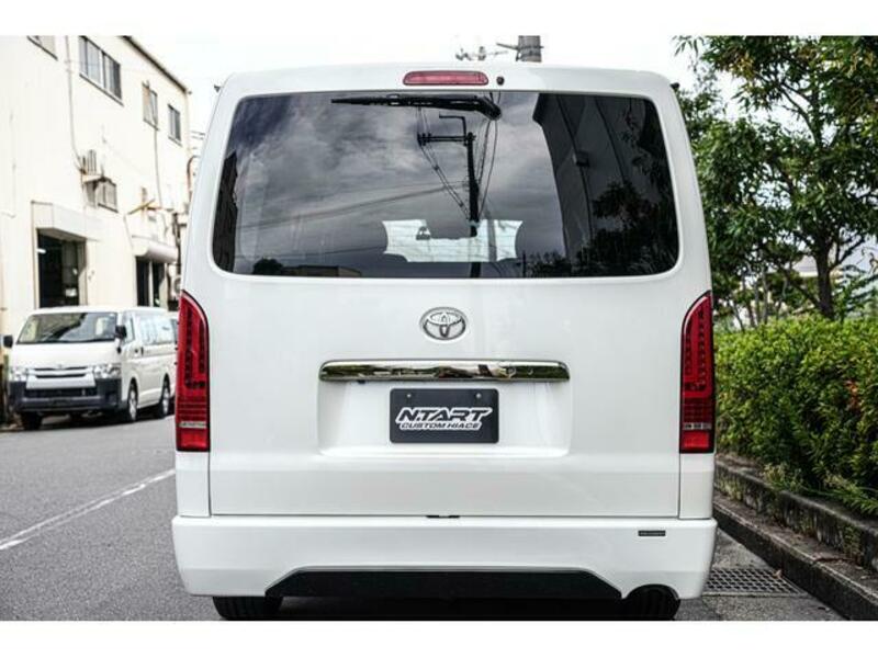 HIACE VAN-14