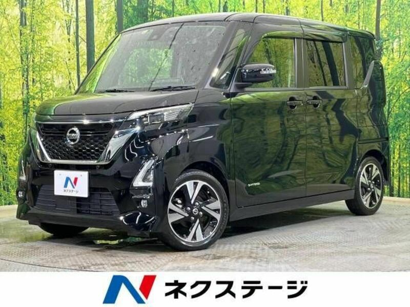 NISSAN　ROOX