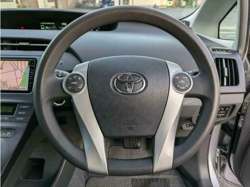 PRIUS-10