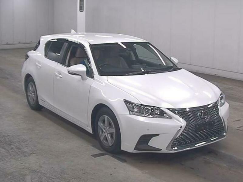 LEXUS　CT