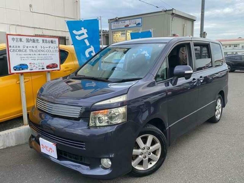 TOYOTA　VOXY