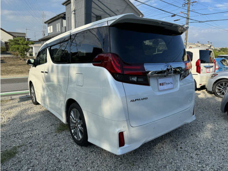 ALPHARD-9