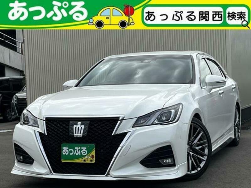 TOYOTA　CROWN