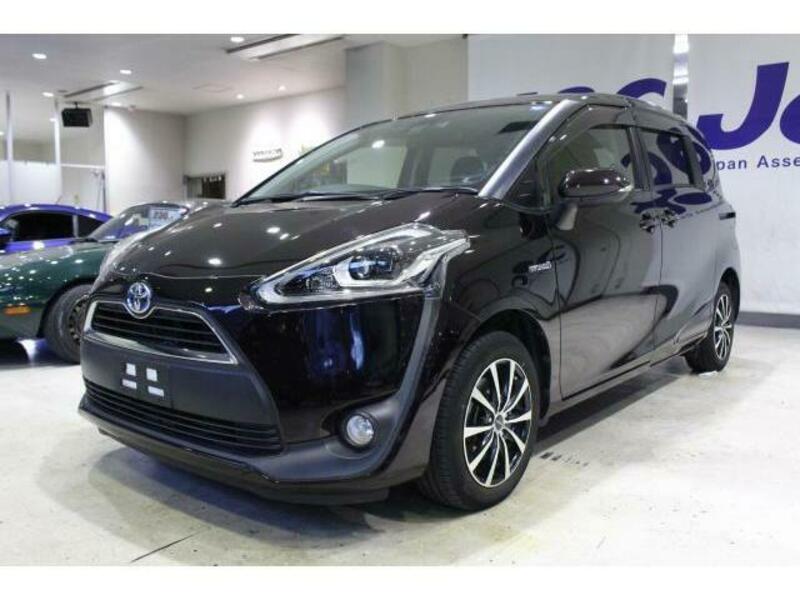 TOYOTA　SIENTA